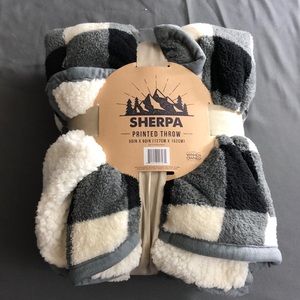 Gray Plaid Sherpa Throw Blanket